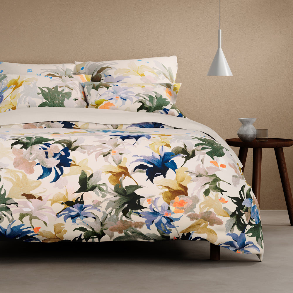 [NEW] LARIA QUILT COVER SET WITH FITTED SHEET