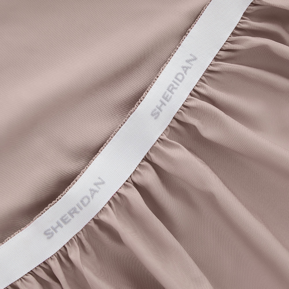 [NEW] HOTEL WEIGHT LUXURY FITTED SHEET / PILLOWCASE HEATHER