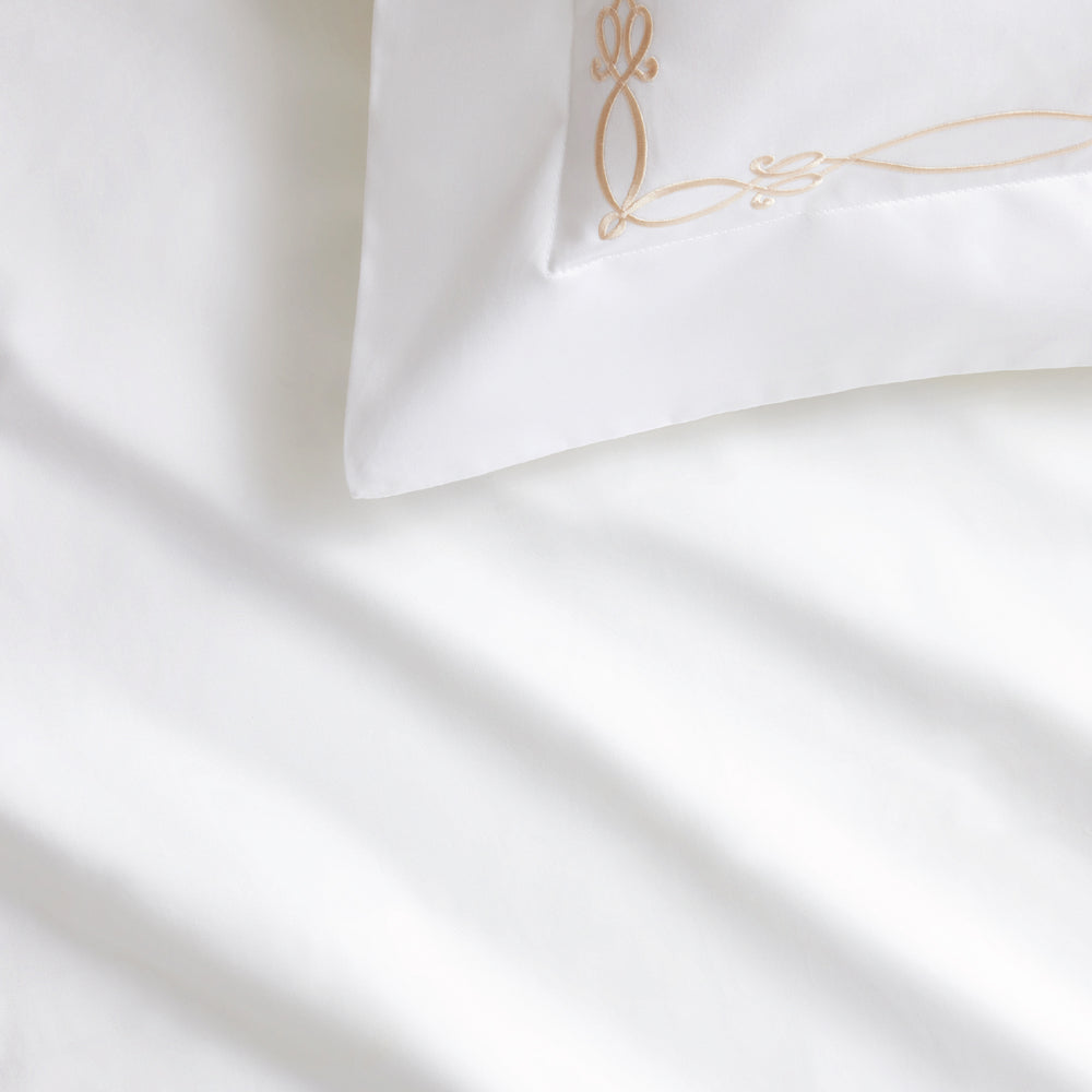 [NEW] PALAIS TRELLIS 1200TC WHITE/ALMOND QUILT COVER SET